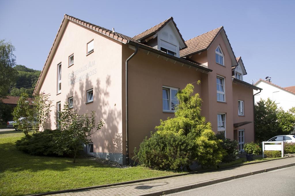 Gaestehaus Am Wasserschloss & Restaurant Wasserschloss Инцлинген Экстерьер фото